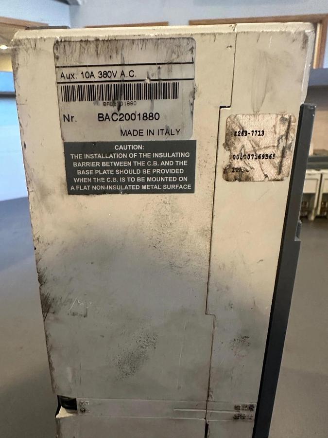 Used ABB SACE Isomax S5N 400 Amp Circuit Breaker - BAC2001880