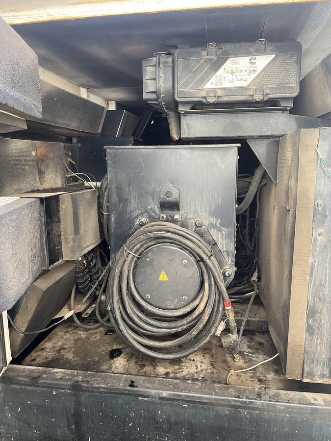 Used 200kW Cummins C200D2RE Spec. D Mobile Diesel Generator - S/N: D180351622 (New Engine!)