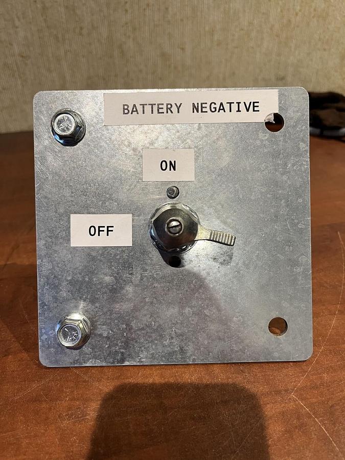 New Cole Hersee Double Pole Disconnect Switch - P/N: 75907