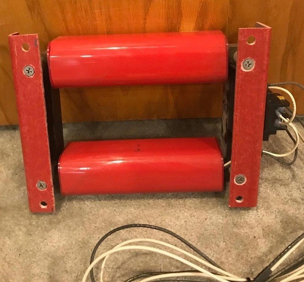 Used 4000:5 10KV Rectangular Housing Split Core 270R-402 270R402 |  (1 Per Purchase)