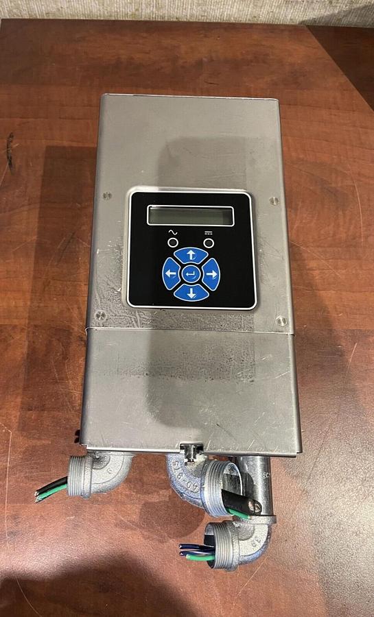 New Sens MicroGenius 450 M4-22-1515-FT Battery Charger - S/N: 5978914423