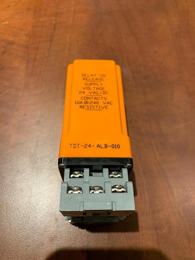 Used Diversified Electronics Time Delay Relay | 24VAC/DC