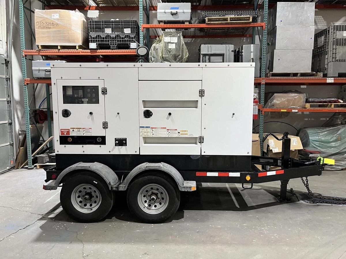100kw Cummins C100D6R-1527367 Spec. E Mobile Diesel Generator - S/N: L150901778