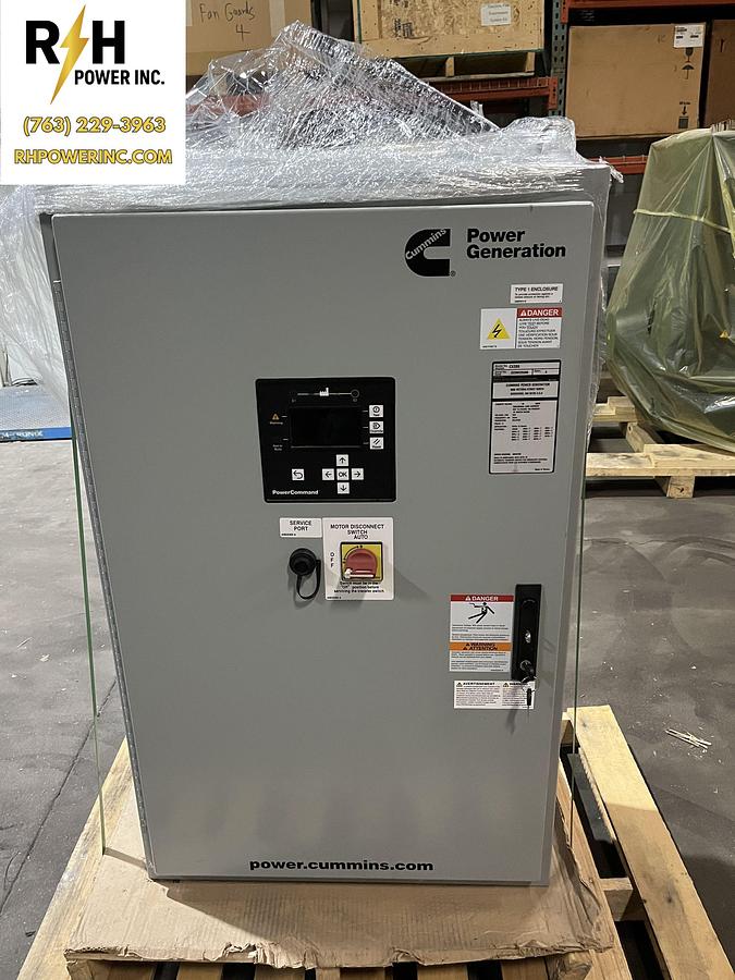 40 Amp 240VAC Cummins CXSB8 Spec. A Automatic Transfer Switch - S/N: D23M225886
