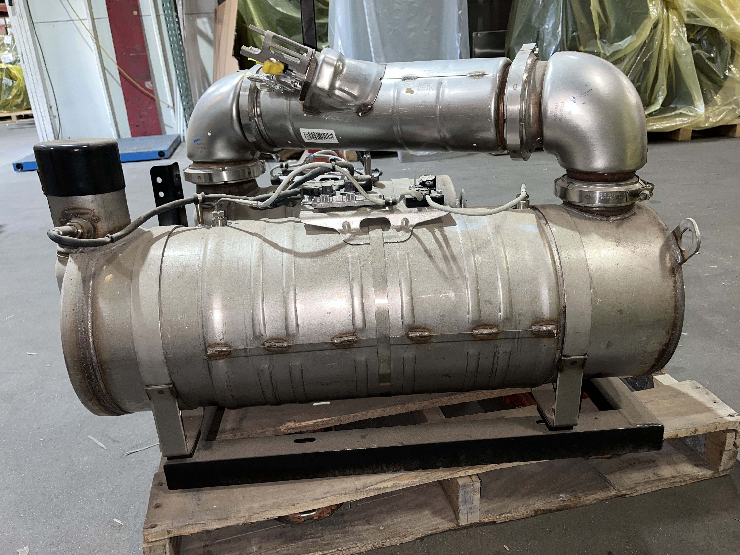 New Cummins Aftertreatment Device Kit - P/N: A052S011 / A047V600 / A048Y173