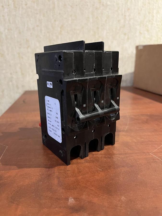 New 95 Amp Airpax Circuit Breaker - 229-3-29540-17 - Cummins P/N: 320-1836-67