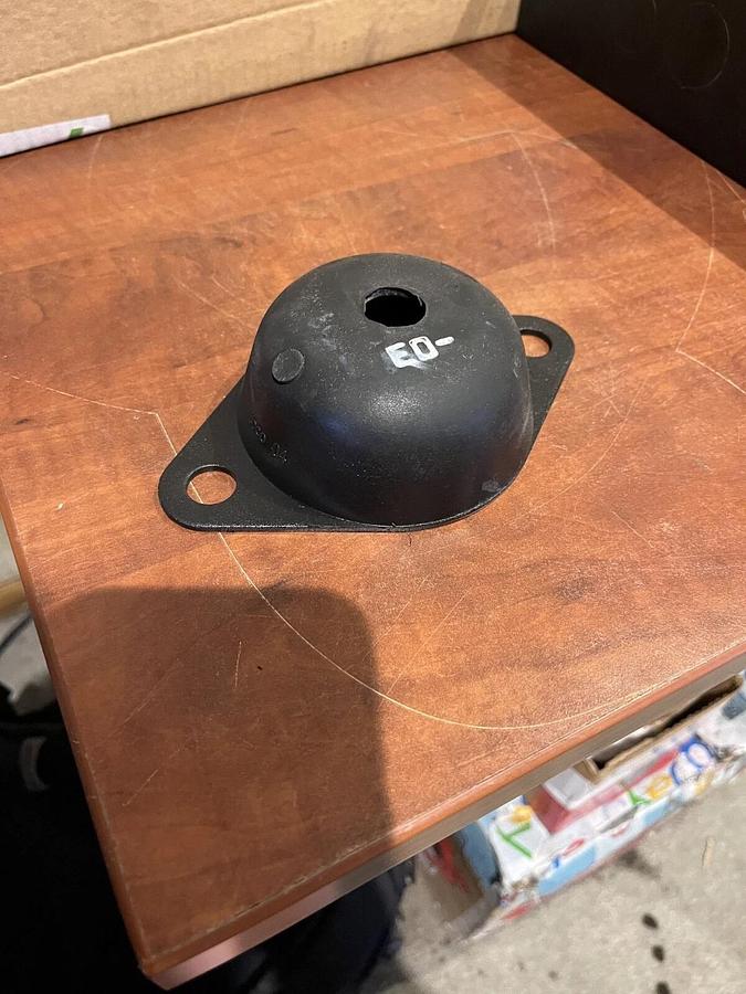 New Onan Vibration Isolator - P/N: 0402-0779-03 / 402-0779-03