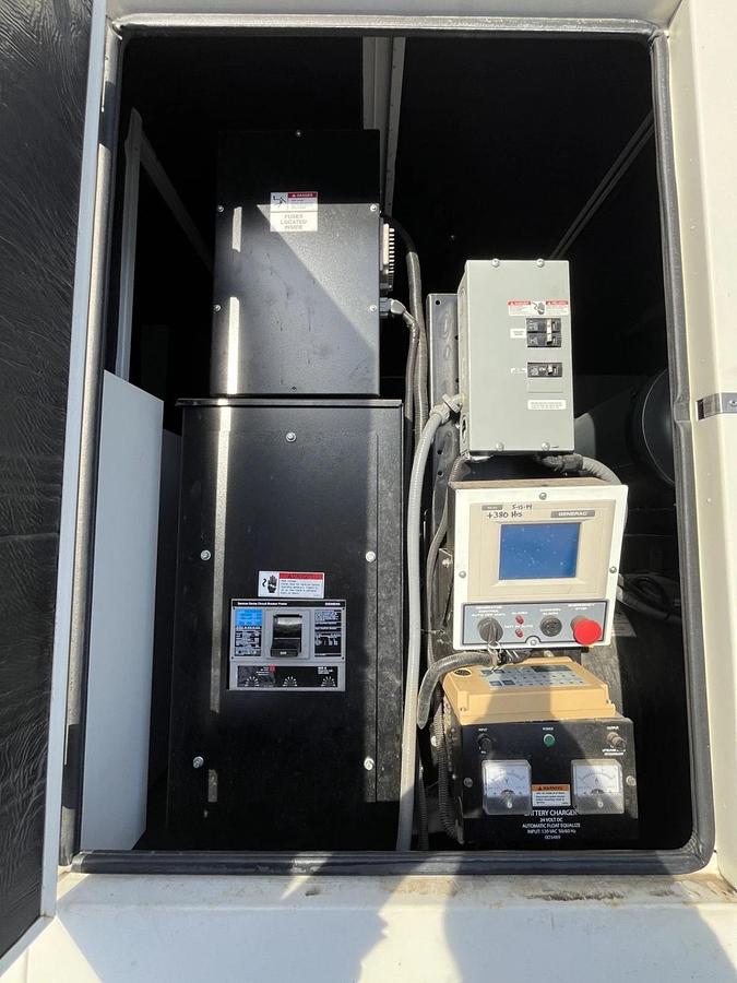 Used 400kw Generac SD400 13.5L Stationary Industrial Diesel Generator - S/N: 2103412