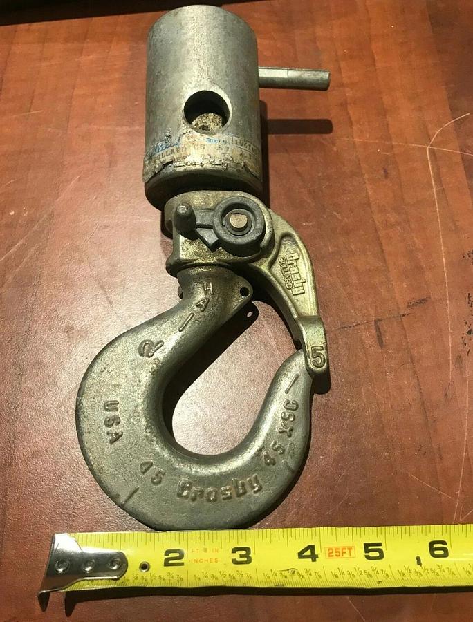 Crosby Bullard Link Chain Nest Swivel Hook WLL 2.3 Tons (4,600 lbs.) | 1051431