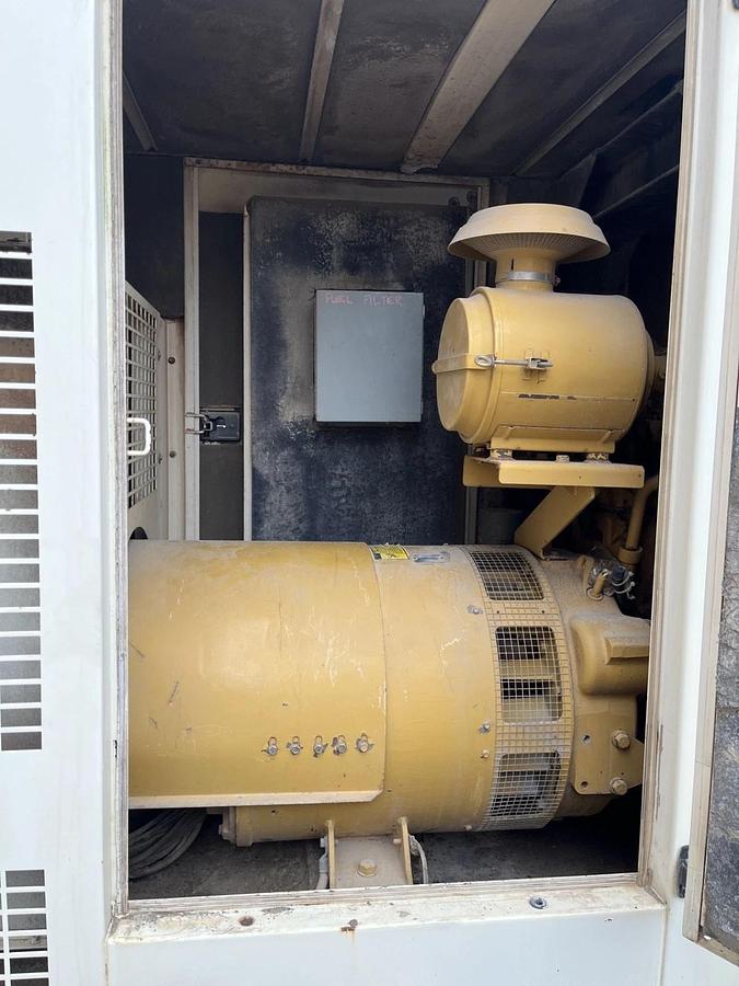 Used 113kW Caterpillar 3304 SR4B Mobile Diesel Generator - S/N: 8GK00626