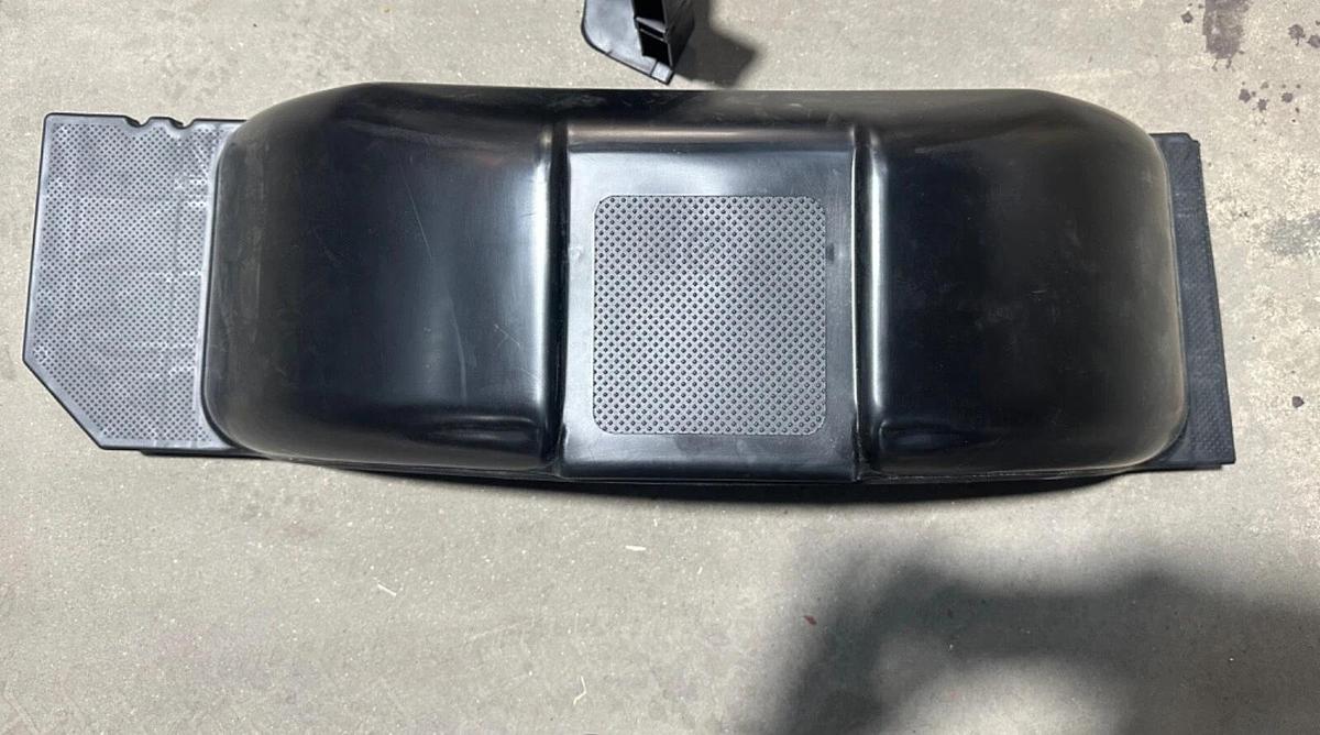 Used Genuine OEM Cummins Steelpoint Plastic Trailer Fenders: C60-D6R C80-D6R C100-D6R