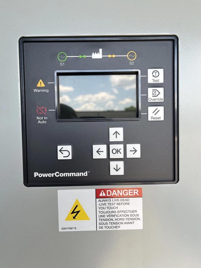 Used 1200 Amp Cummins CXRFSE Automatic Transfer Switch - S/N: C22M060521