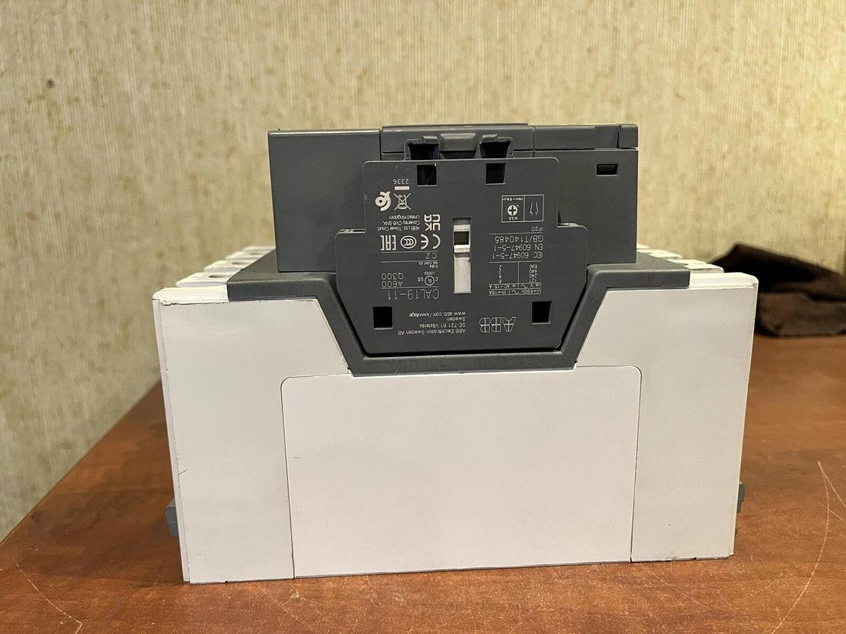 New ABB AF205-40 250 Amp 600VAC Contactor - S/N: 1S1620112523415131