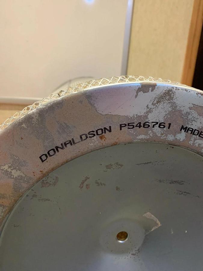 New OEM Genuine Donaldson P546761 Air Filter