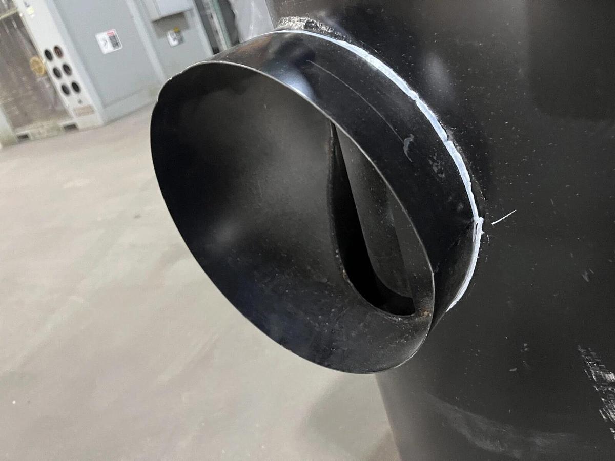 Fleetguard 71872A Air Cleaner Housing for Filter AF25544