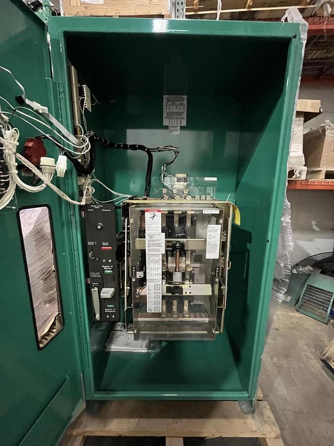 Used New 225 Amp 480VAC Cummins BTPCB Automatic Transfer Switch - S/N: F19M577949