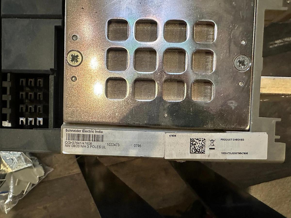 2000 Amp Square D Masterpact NW20H Circuit Breaker