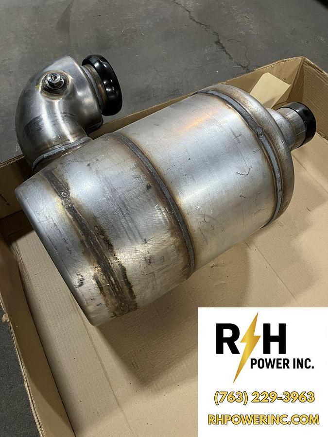 John Deere Selective Catalyst Reduction SCR P/N: RE555854