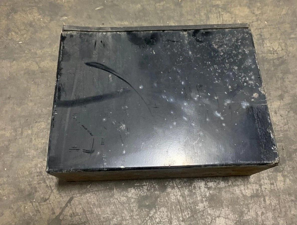 Used Used Genuine OEM Cummins Control Cover C100D6R | P/N: A034H563