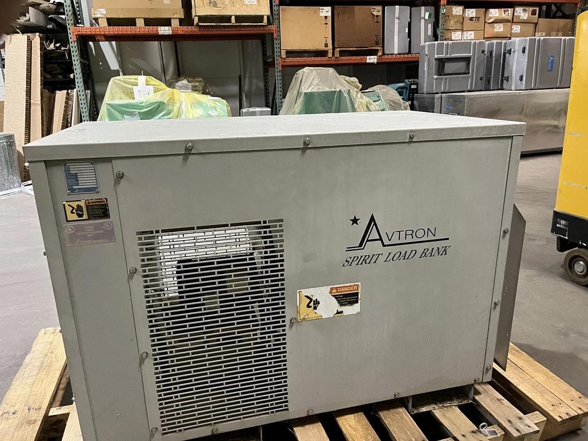 Used 150kw 208V 3PH LSH150 / D34084-3 Outdoor Resisitive Load Bank