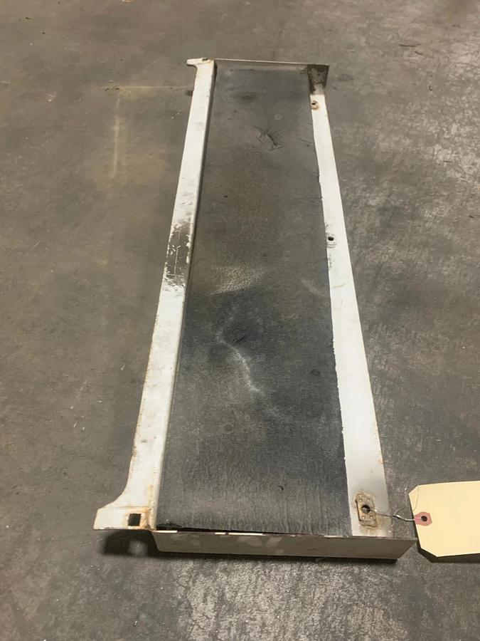 Used Used Genuine OEM Cummins Door Header Enclosure Panel C100D6R | P/N: A032X609