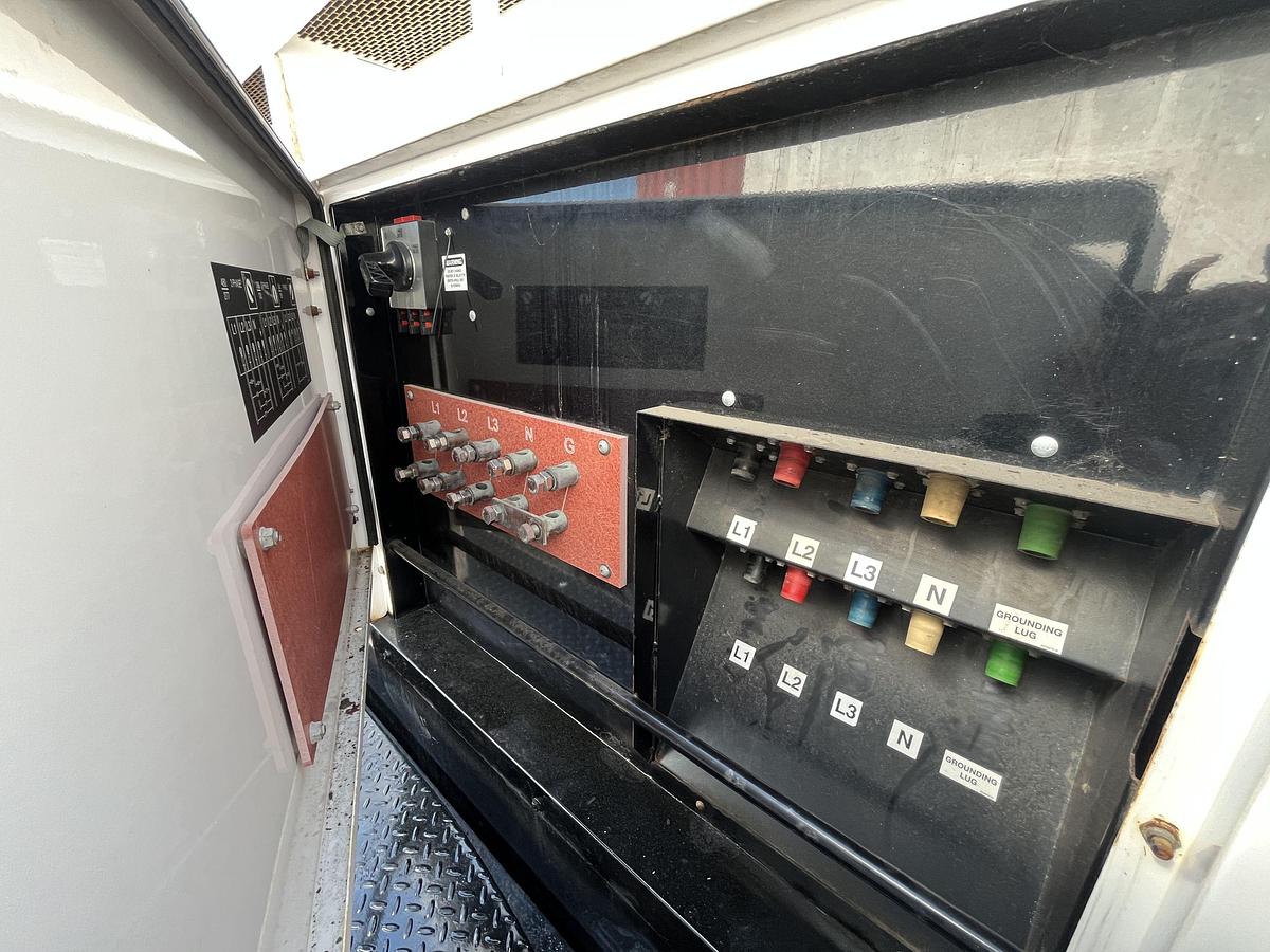 Used 200kw Cummins C200D6R Spec. D Mobile Diesel Generator - S/N: H140724239 (New Engine)