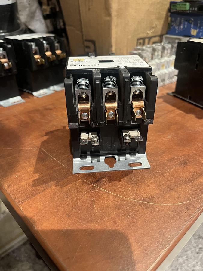Used Used Heartland Controls 120VAC HCCY3XT06CJ
