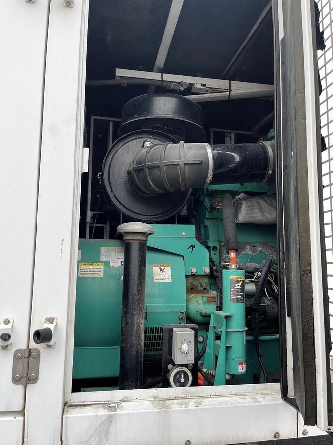 Used 500kw Cummins C500D6RG Mobile Diesel Generator - S/N: C170159908