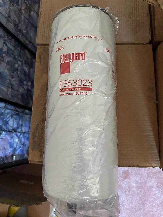 Used Fleetguard FS53023 Fuel Filter I Cummins P/N: A052J392