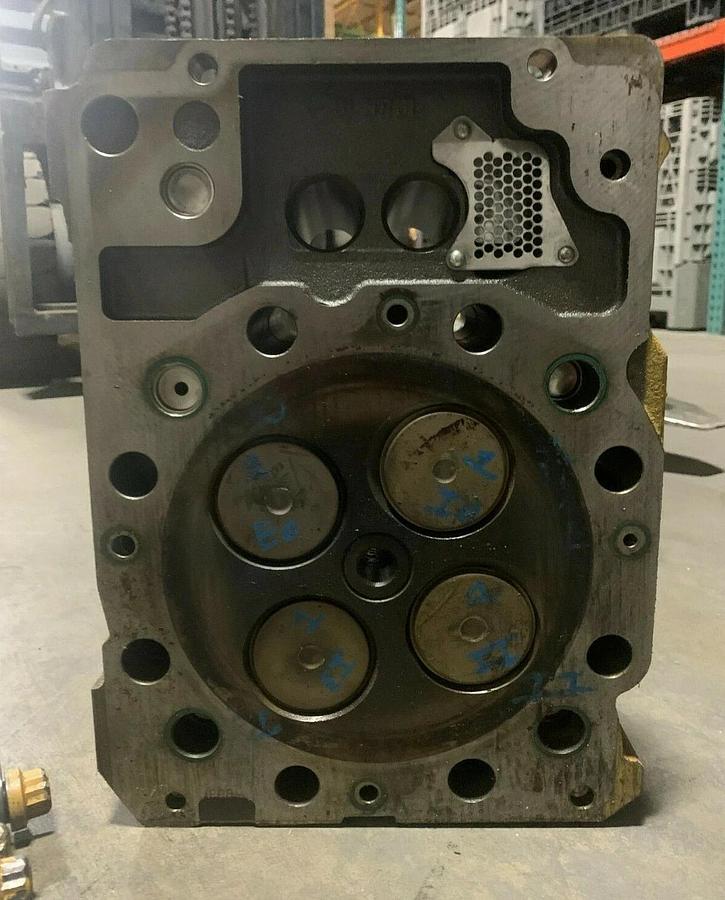 Used Used CAT Caterpillar C175 Cylinder Head P/N 415-5586