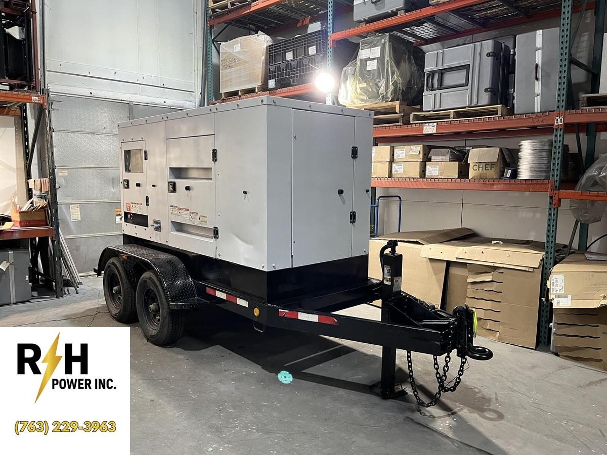 100kW Cummins C100D6R Mobile Diesel Generator S/N: F160974525 - New Engine!