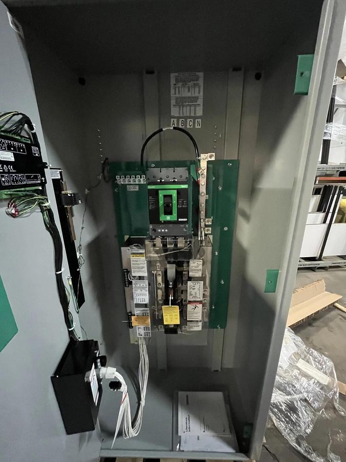Used 200A 480VAC Cummins OTECSEB Spec. C Automatic Transfer Switch - S/N: E23M232923