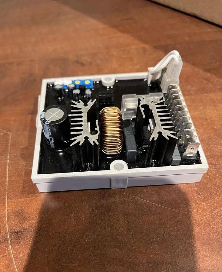 New Genuine OEM Mecc Alte DSR AVR Voltage Regulator