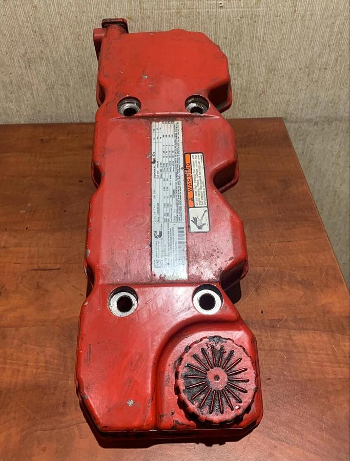 Used Cummins QSB5 4.5L Diesel Engine Valve Cover / Crankcase Breather 4939896 3971371