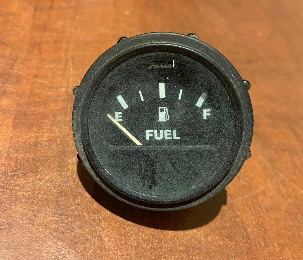 Used Used Cummins A032Z208 Fuel Level Gauge 2 Inch | Faria GP0707A C100D6R C200D6R