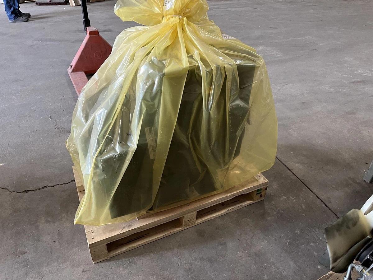 Used New 117kW (146kVA) Cummins / Stamford UCI274D1 Alternator - P/N: A041C532