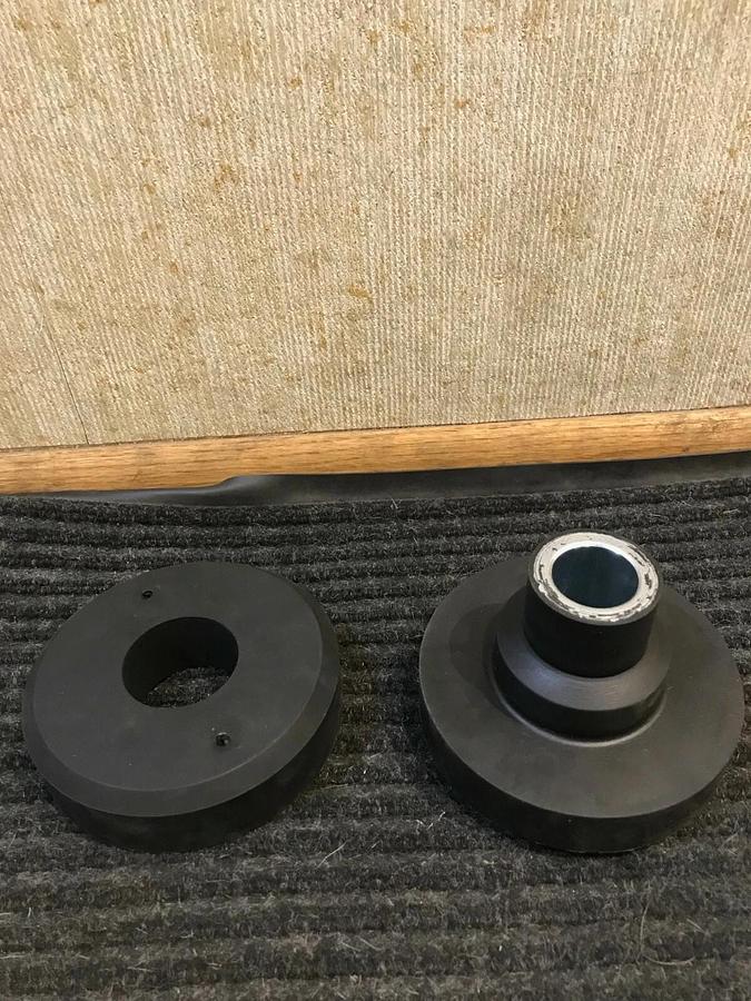 Used Ebco 2-Piece Center Bonded Vibration Isolator 1500 lb. Load | 2362-82 A043H234