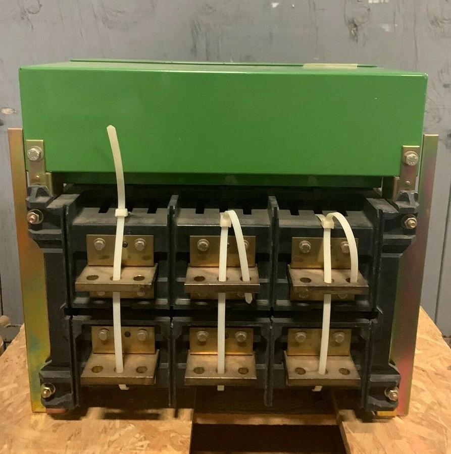 New Merlin Gerin MP/MC Circuit Breaker Chassis Cradle | P/N: 320-2015-02
