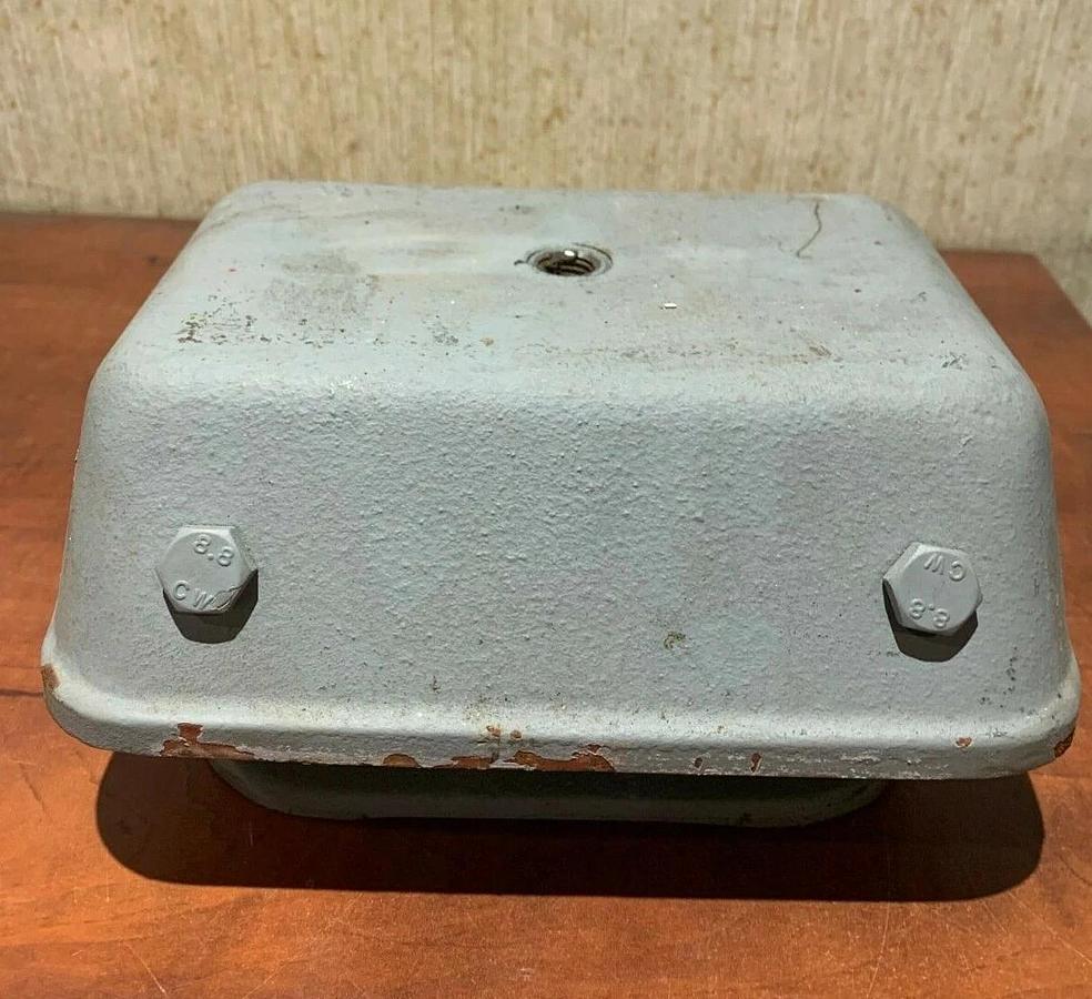 New Genuine OEM CAT Caterpillar Generator Vibration Isolator P/N: 372-7113