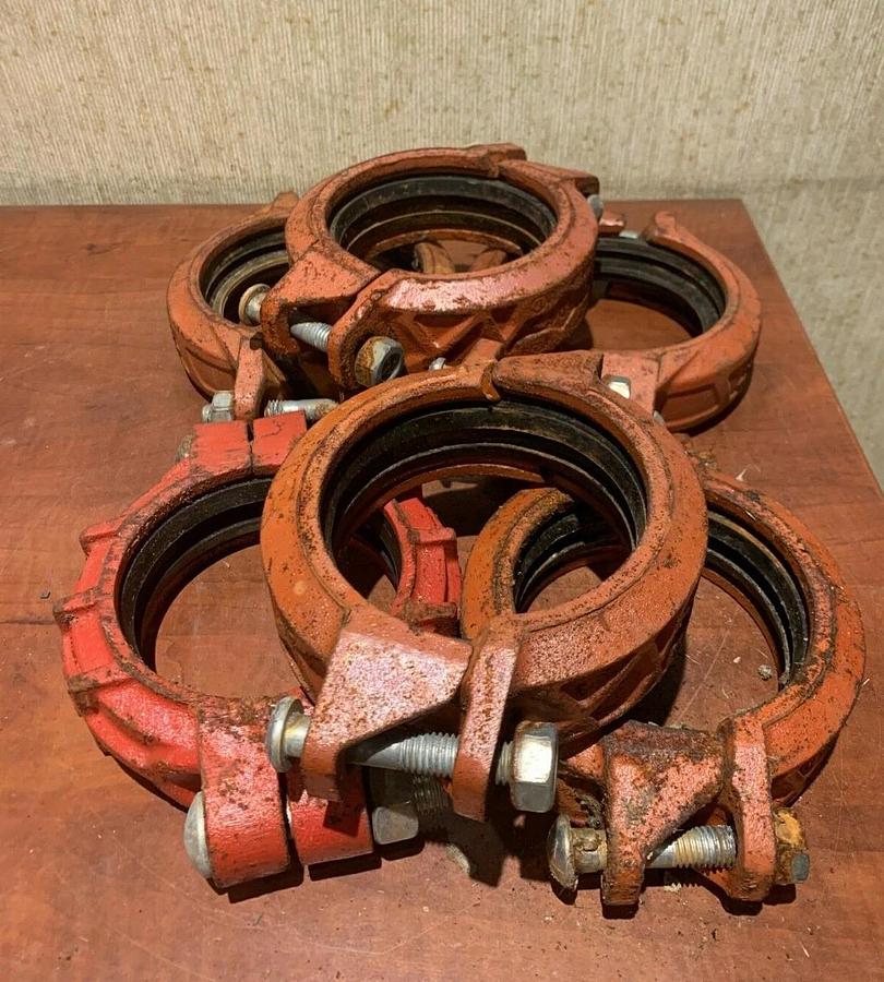 Used (6 Pack) Used 4" Pipe Coupling