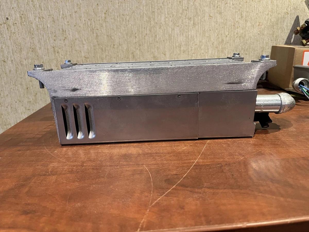 New Sens MicroGenius 450 M4-22-1515-FT Battery Charger - S/N: 5978914423