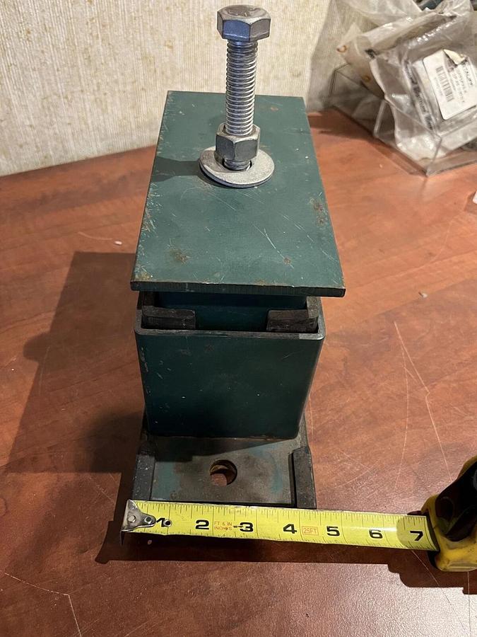 Used Used 12" Closed Mount Spring Vibration Isolator