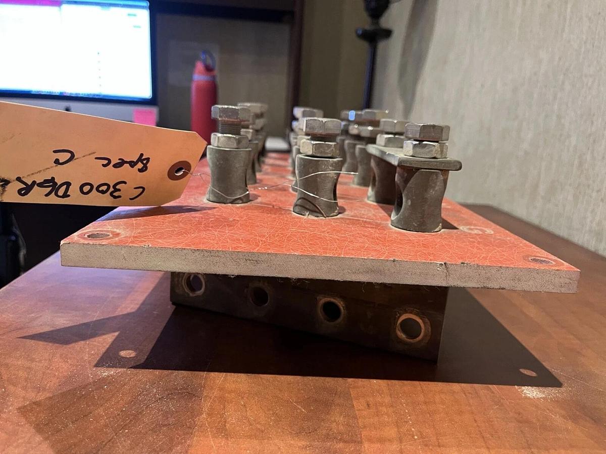 Used Used Barrel Lug Connection Board from C300 D6R Spec. C - P/N: A048B104