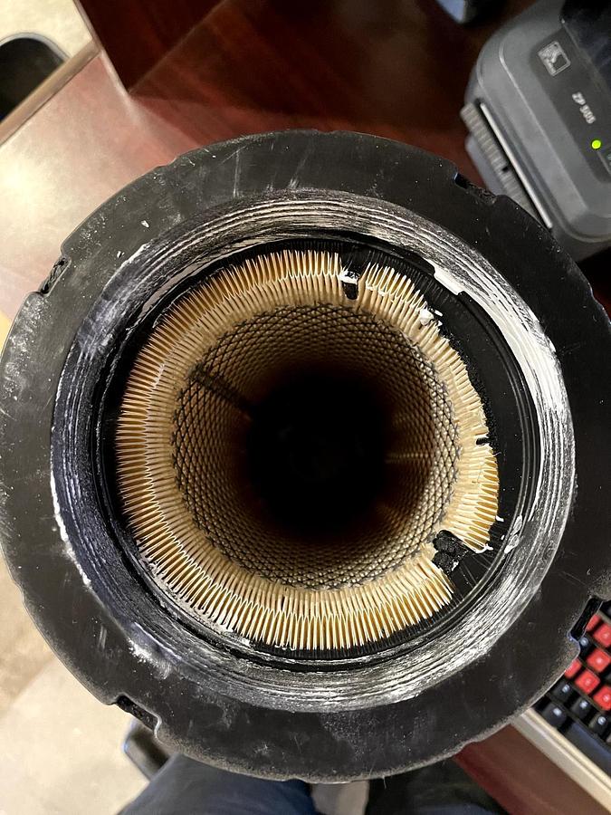 Used Fleetguard AF4175 Air Filter