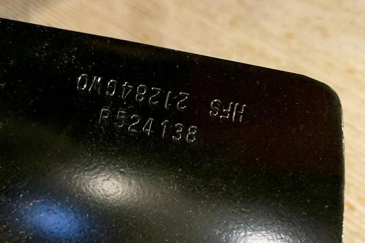 Used New 28" Inch John Deere Blower Fan w/ Fan Hub and Bolts | P/N: R524138 DZ108089