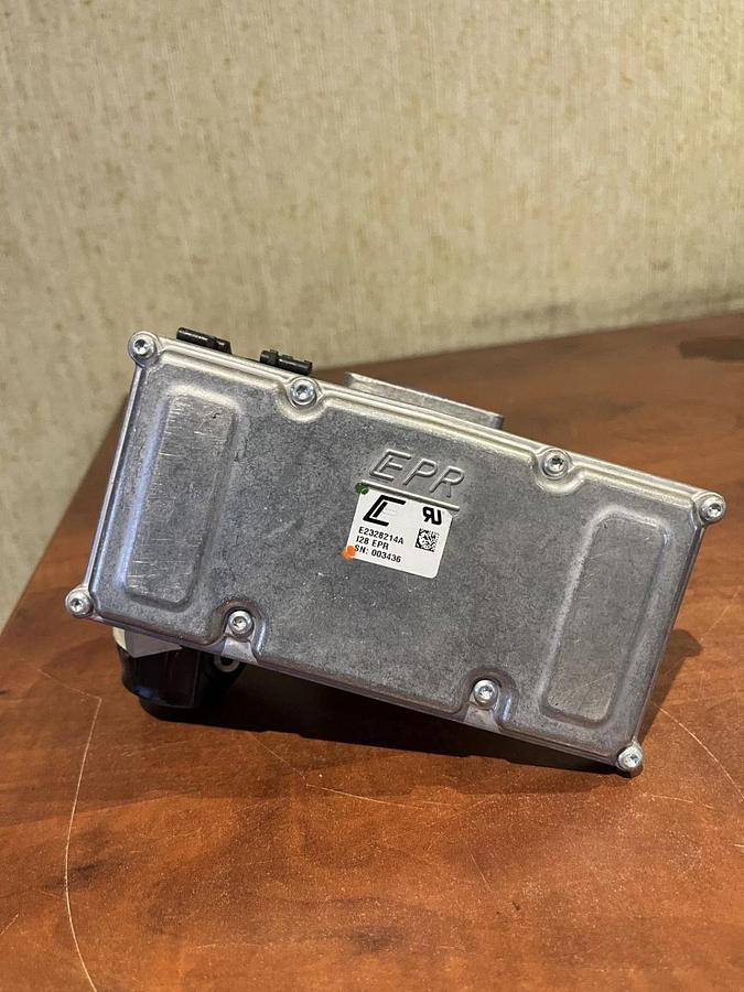 Used Cummins A050R334 Pressure Regulator