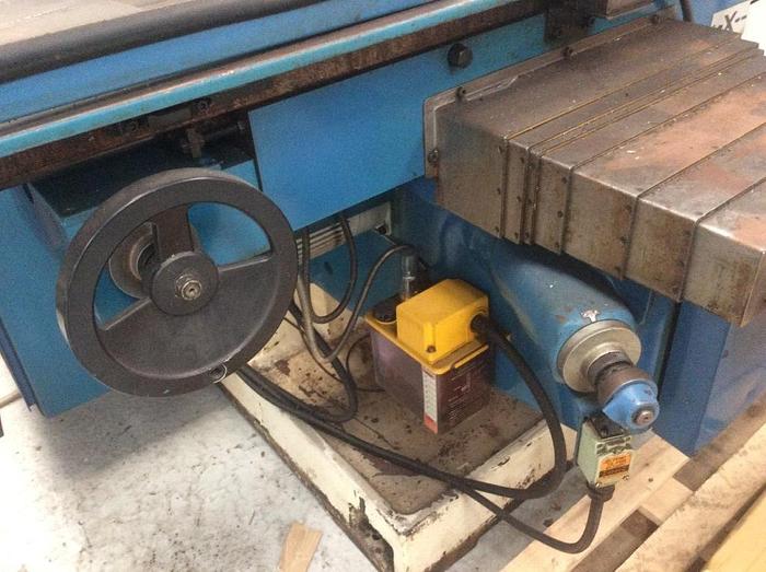 Used Pinnacle PKVMC Toolroom Milling Machine