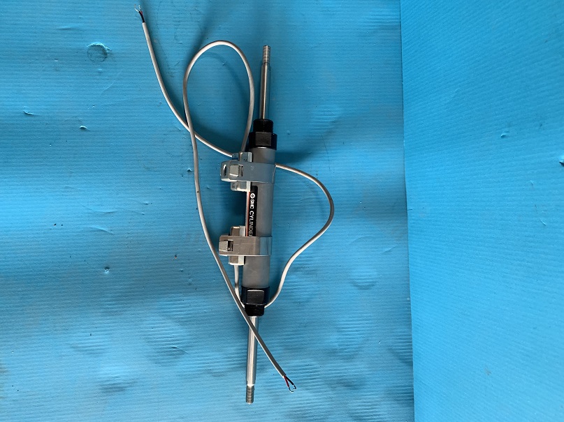 Used SMC Switch Air Cylinder CDMWFN20-100-57