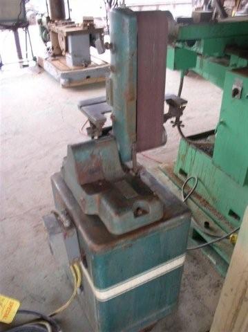 Used 6" Powermatic Model 33 Pedestal-Mounted Belt Sander