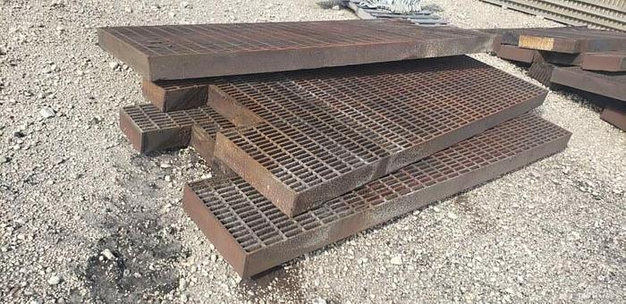 Used HB19487 Extra Heavy Duty Bar Grating 5" x 3/8" Heavy Duty Bar Grating for Mine or Heavy Duty Application